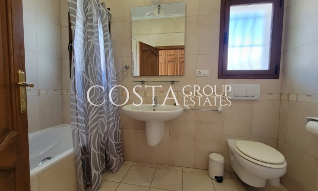 Resale - Villa -
Teulada - Moraira