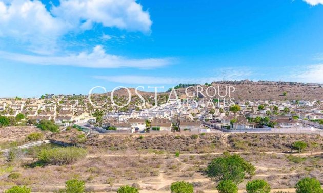 Resale - Villa -
Benijofar