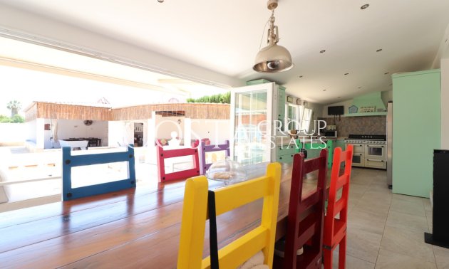 Herverkoop - Villa -
Almoradí - Heredades