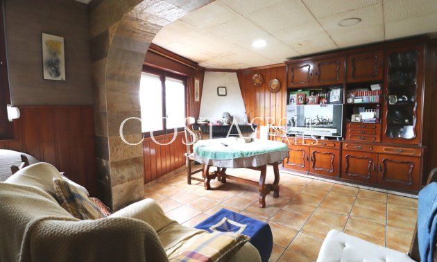 Herverkoop - Villa -
Almoradí - Heredades