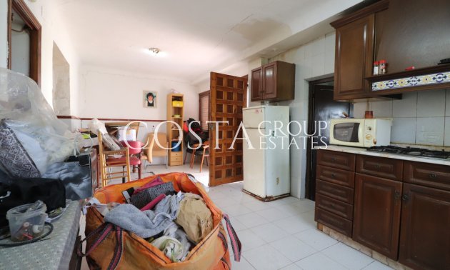 Herverkoop - Villa -
Almoradí - Heredades