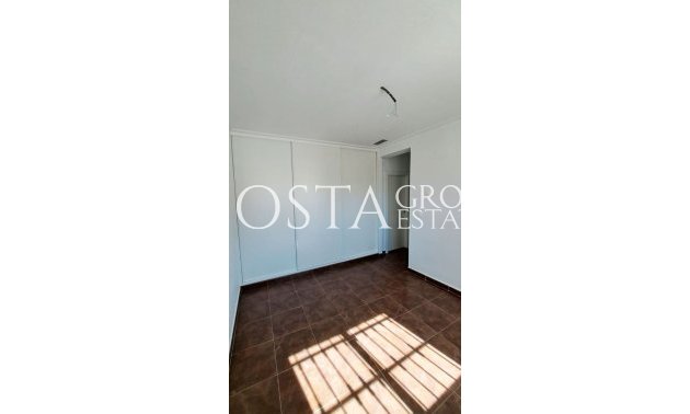 Herverkoop - Villa -
Catral - Catral Centro