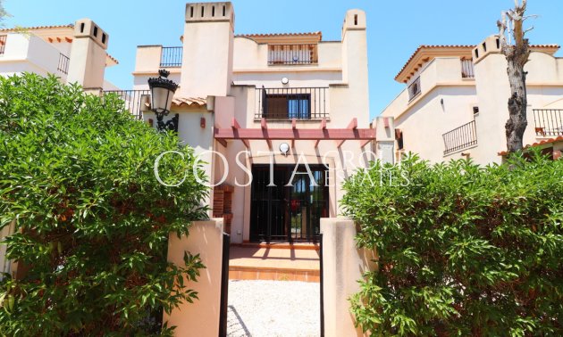 Resale - Villa -
Algorfa