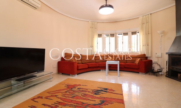 Wiederverkauf - Villa -
Catral - Catral Centro