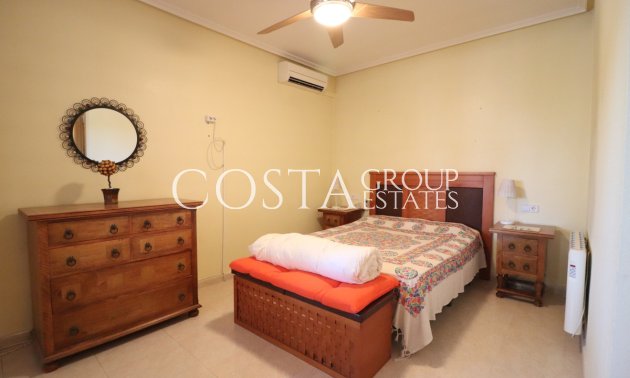 Wiederverkauf - Villa -
Catral - Catral Centro