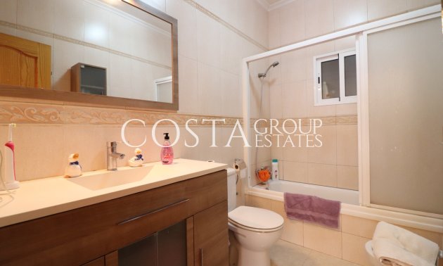 Wiederverkauf - Villa -
Catral - Catral Centro