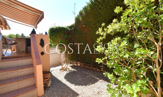 Herverkoop - Villa -
Orihuela Costa - Los Balcones