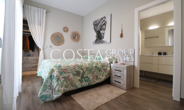 Wiederverkauf - Villa -
Daya Vieja - Daya Vieja Centro