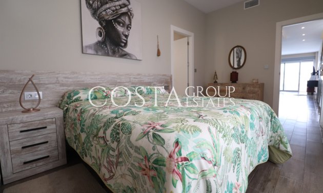 Wiederverkauf - Villa -
Daya Vieja - Daya Vieja Centro