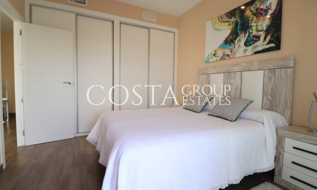 Wiederverkauf - Villa -
Daya Vieja - Daya Vieja Centro