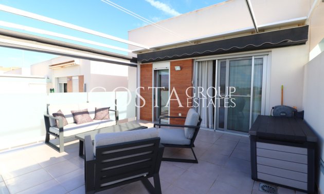 Wiederverkauf - Villa -
Daya Vieja - Daya Vieja Centro