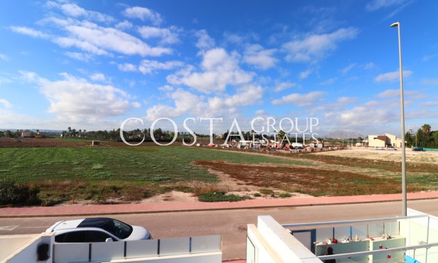 Wiederverkauf - Villa -
Daya Vieja - Daya Vieja Centro