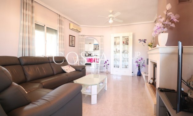 Wiederverkauf - Villa -
Catral - Catral Centro