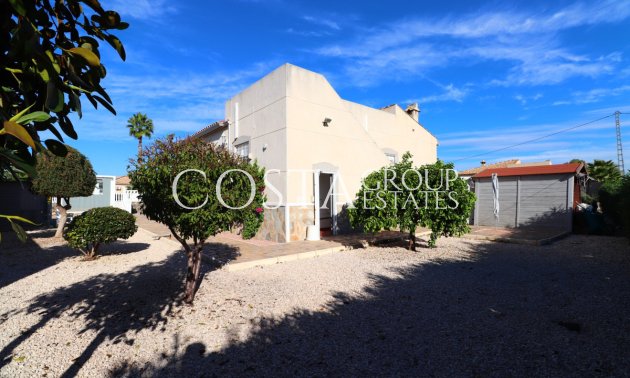 Wiederverkauf - Villa -
Catral - Catral Centro