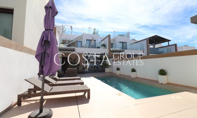 Resale - House -
Benijofar