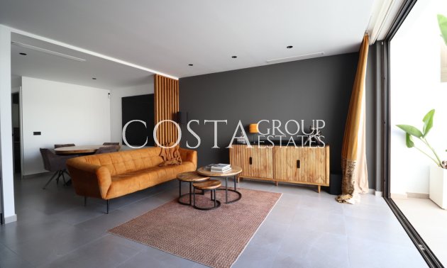 Resale - House -
Benijofar