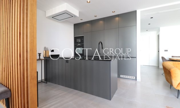 Resale - House -
Benijofar