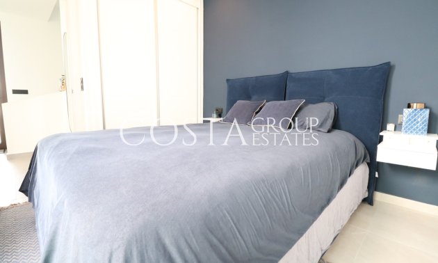 Resale - House -
Benijofar