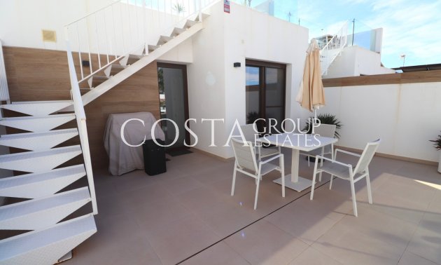 Resale - House -
Benijofar