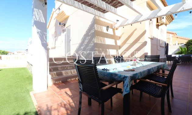 Odsprzedaż - Willa -
Rojales