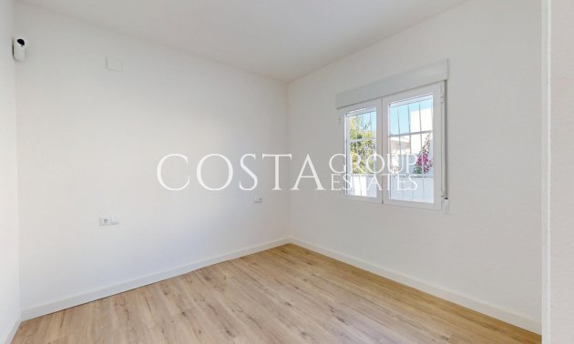 Herverkoop - Huis -
Orihuela Costa - Villamartin