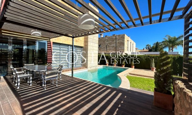 Wiederverkauf - Villa -
Orihuela Costa - Dehesa de Campoamor