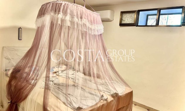 Wiederverkauf - Villa -
Calpe - Calpe Centro