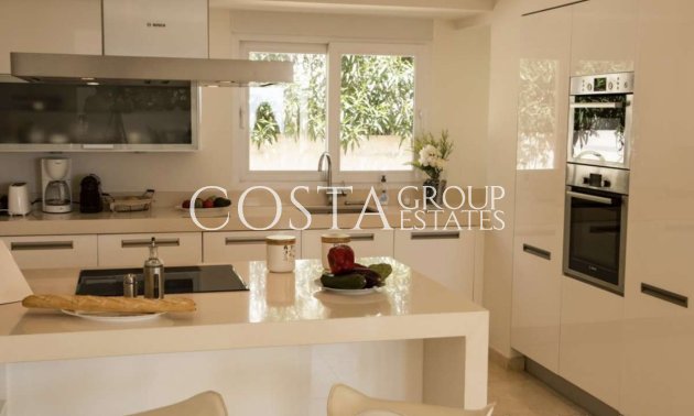 Herverkoop - Villa -
Teulada - Moraira