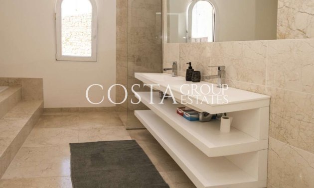 Herverkoop - Villa -
Teulada - Moraira