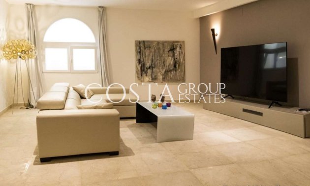 Herverkoop - Villa -
Teulada - Moraira