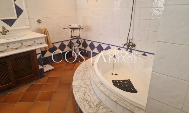 Herverkoop - Villa -
Orihuela Costa - Mil Palmeras