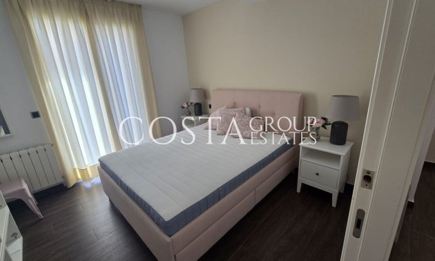 Herverkoop - Villa -
Orihuela Costa - Cabo Roig