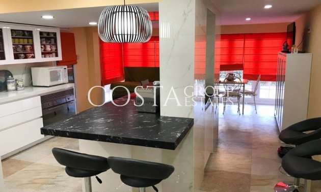 Wiederverkauf - Villa -
Orihuela Costa - Cabo Roig