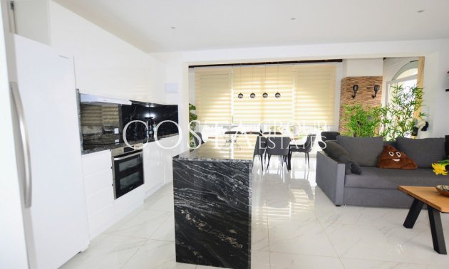 Wiederverkauf - Villa -
Orihuela Costa - Villamartin