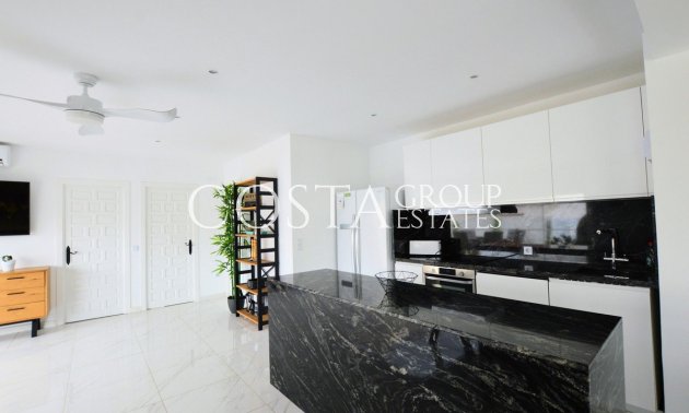 Wiederverkauf - Villa -
Orihuela Costa - Villamartin