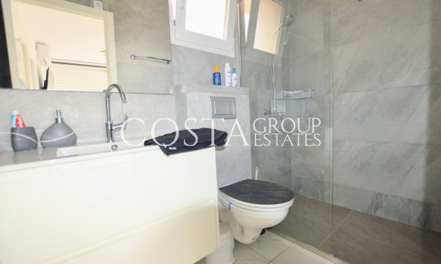 Wiederverkauf - Villa -
Orihuela Costa - Villamartin