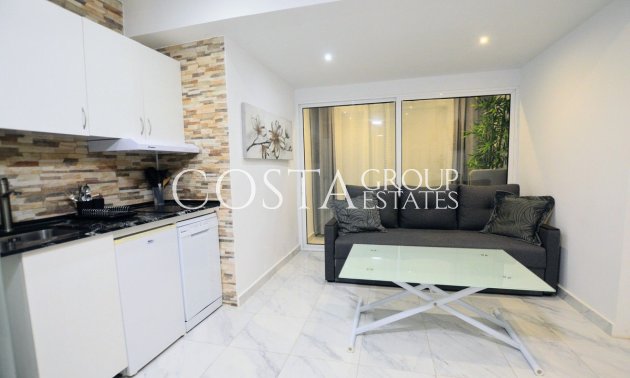 Wiederverkauf - Villa -
Orihuela Costa - Villamartin