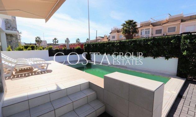 Resale - Villa -
Los Alcazares - Los Alcazares Centro