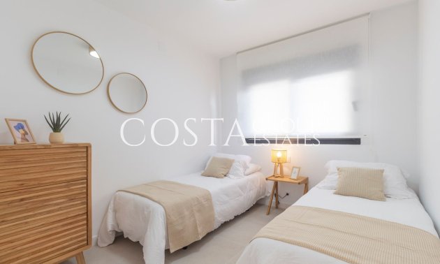 Odsprzedaż - Willa -
Torrevieja