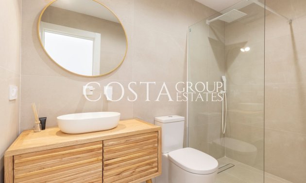 Odsprzedaż - Willa -
Torrevieja