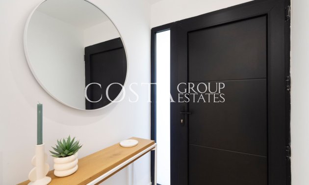 Odsprzedaż - Willa -
Torrevieja