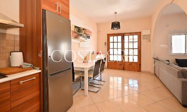 Herverkoop - Villa -
Orihuela Costa - Los Balcones