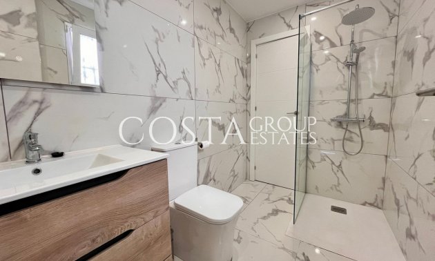 Odsprzedaż - Apartments -
Orihuela Costa - Villamartin