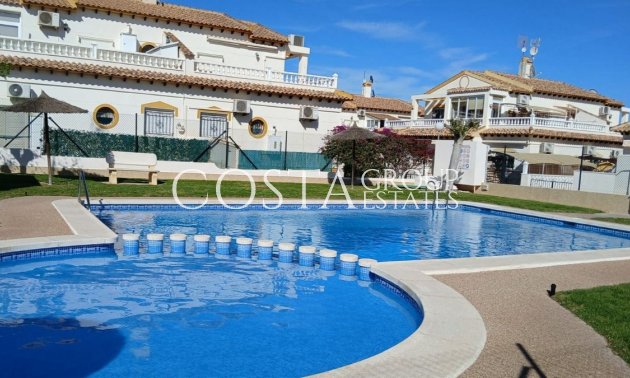 Wiederverkauf - House -
Orihuela Costa - Punta Prima