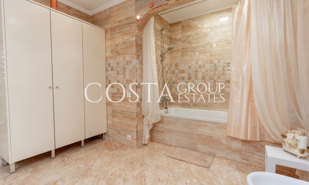 Herverkoop - Villa -
Orihuela Costa - Los Balcones