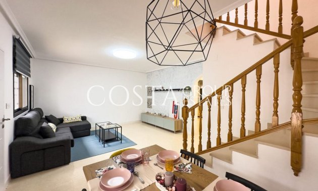 Odsprzedaż - Dom -
San Miguel de Salinas - San Miguel de Salinas Centro