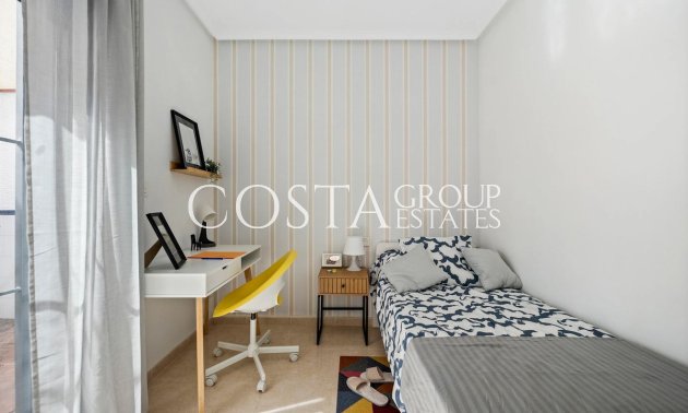 Odsprzedaż - Dom -
San Miguel de Salinas - San Miguel de Salinas Centro