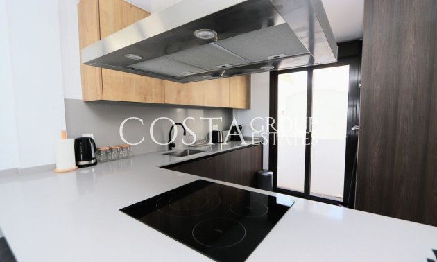 Herverkoop - Villa -
Orihuela Costa - Villamartin