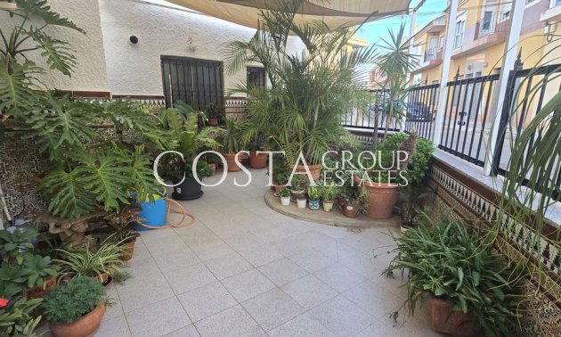 Herverkoop - Villa -
Cartagena - El Algar