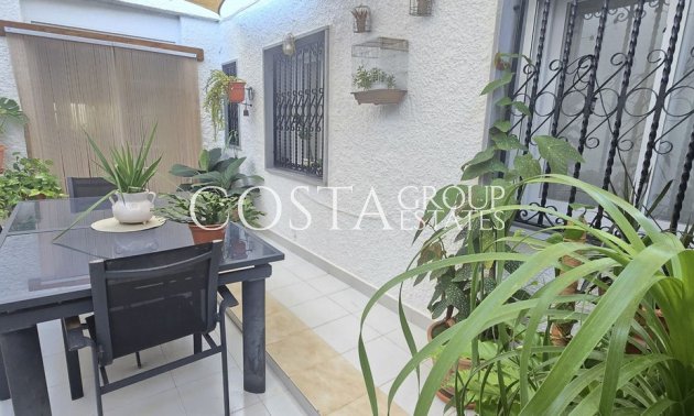 Herverkoop - Villa -
Cartagena - El Algar